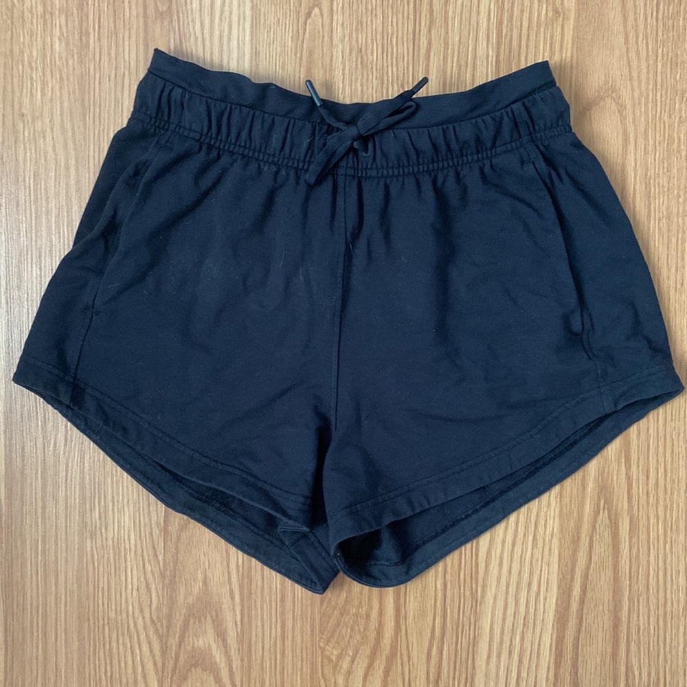 ❤️ Lululemon Inner Glow High Rise Modal Short 3" Size 6 NWOT